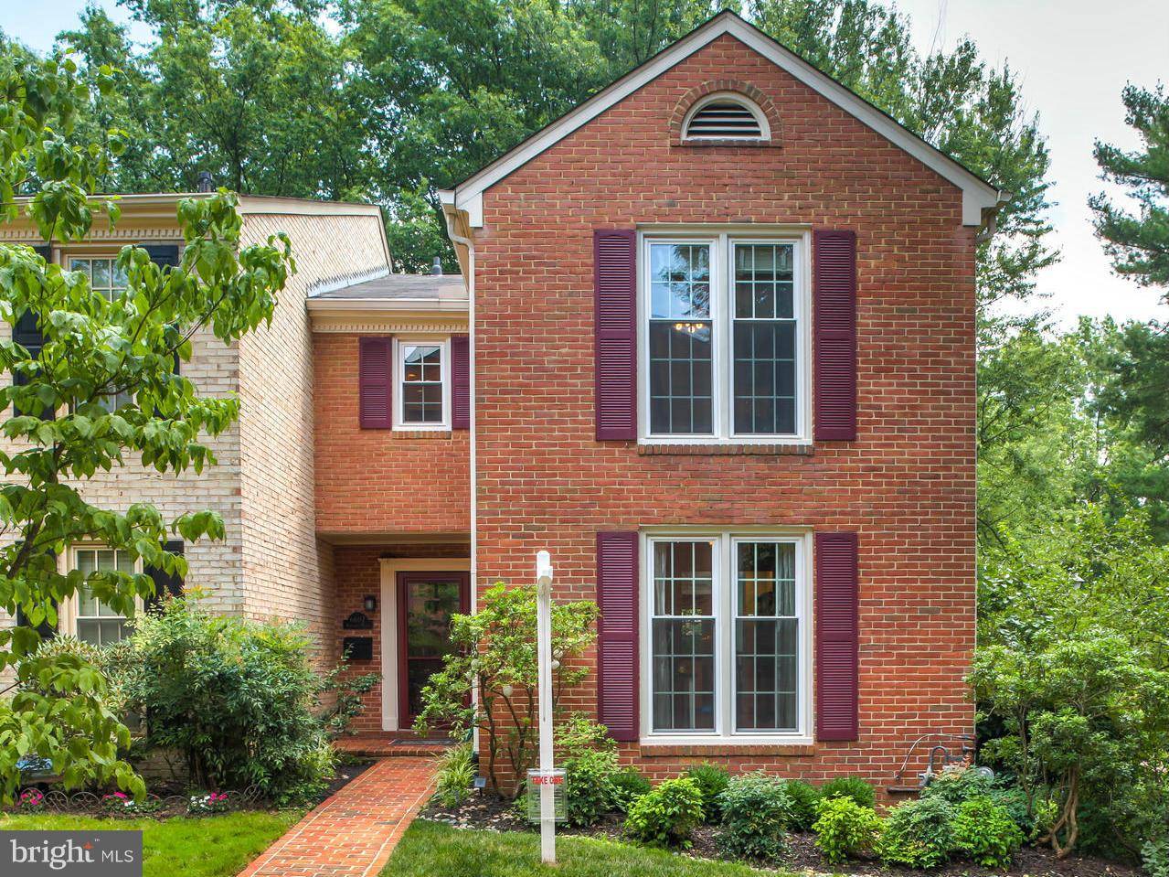 Falls Church, VA 22043,6607 ROSECROFT PL