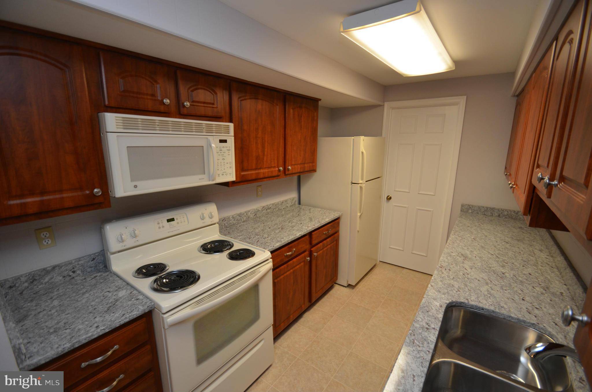 Alexandria, VA 22310,6910-B SANDRA MARIE CIR #B