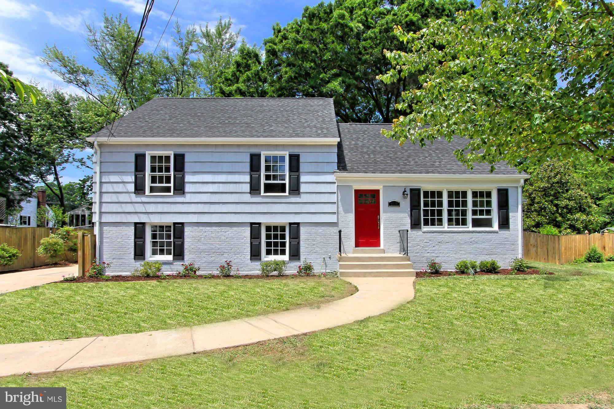 Alexandria, VA 22308,8414 CROSSLEY PL