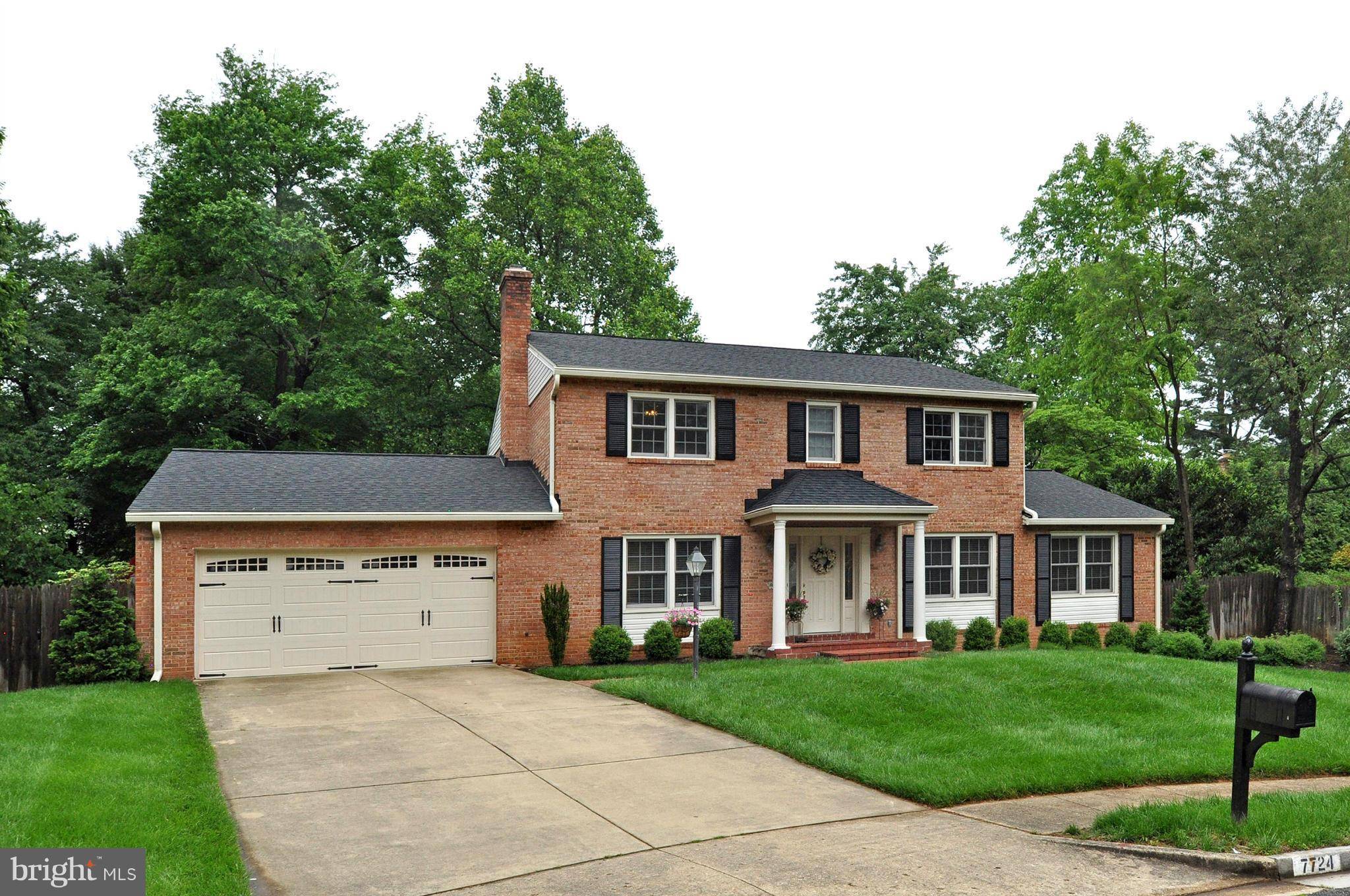 Mclean, VA 22102,7724 DESDEMONA CT