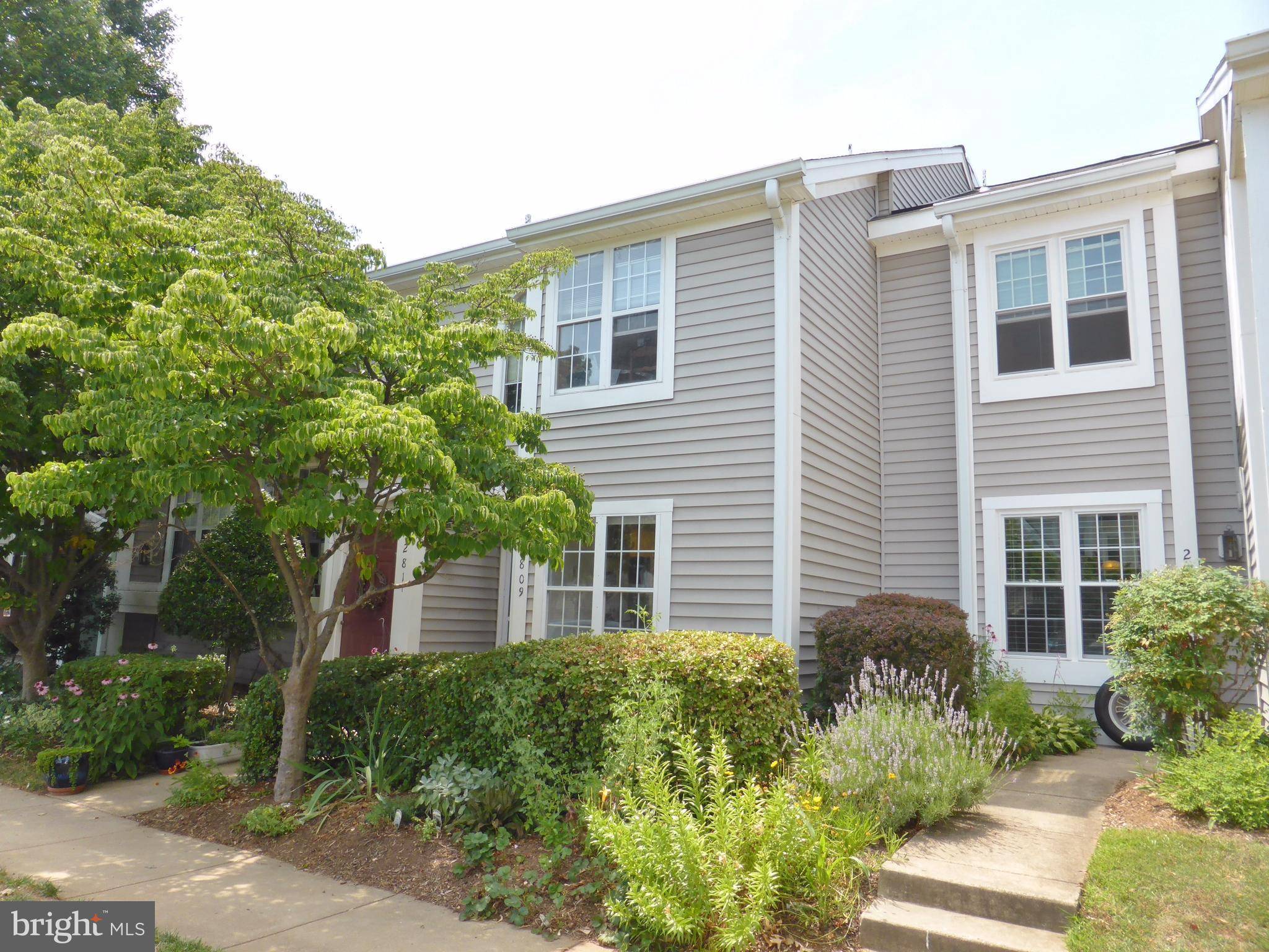 Falls Church, VA 22042,2809 YARLING CT #2809