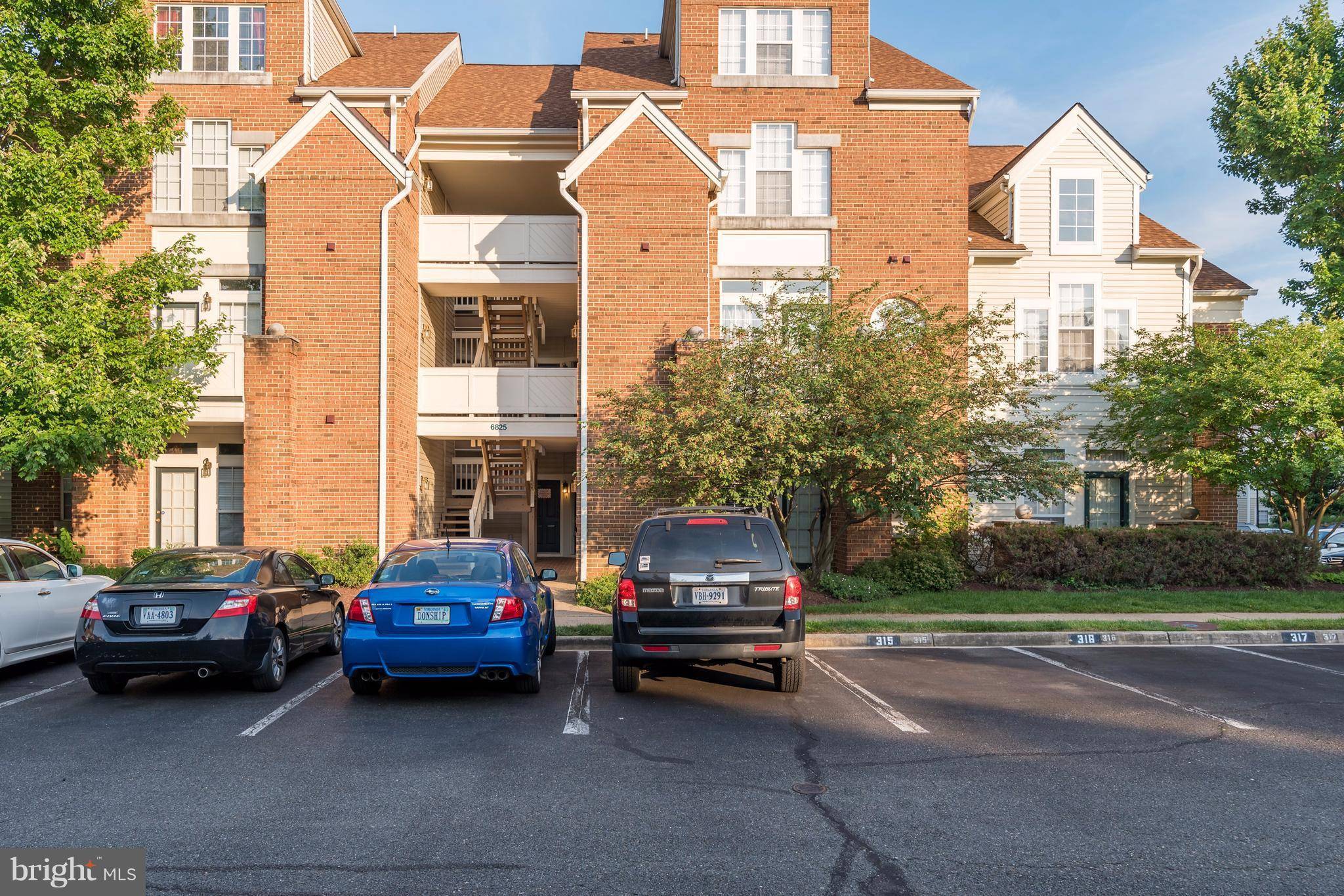 Alexandria, VA 22315,6825-A BRINDLE HEATH WAY #293