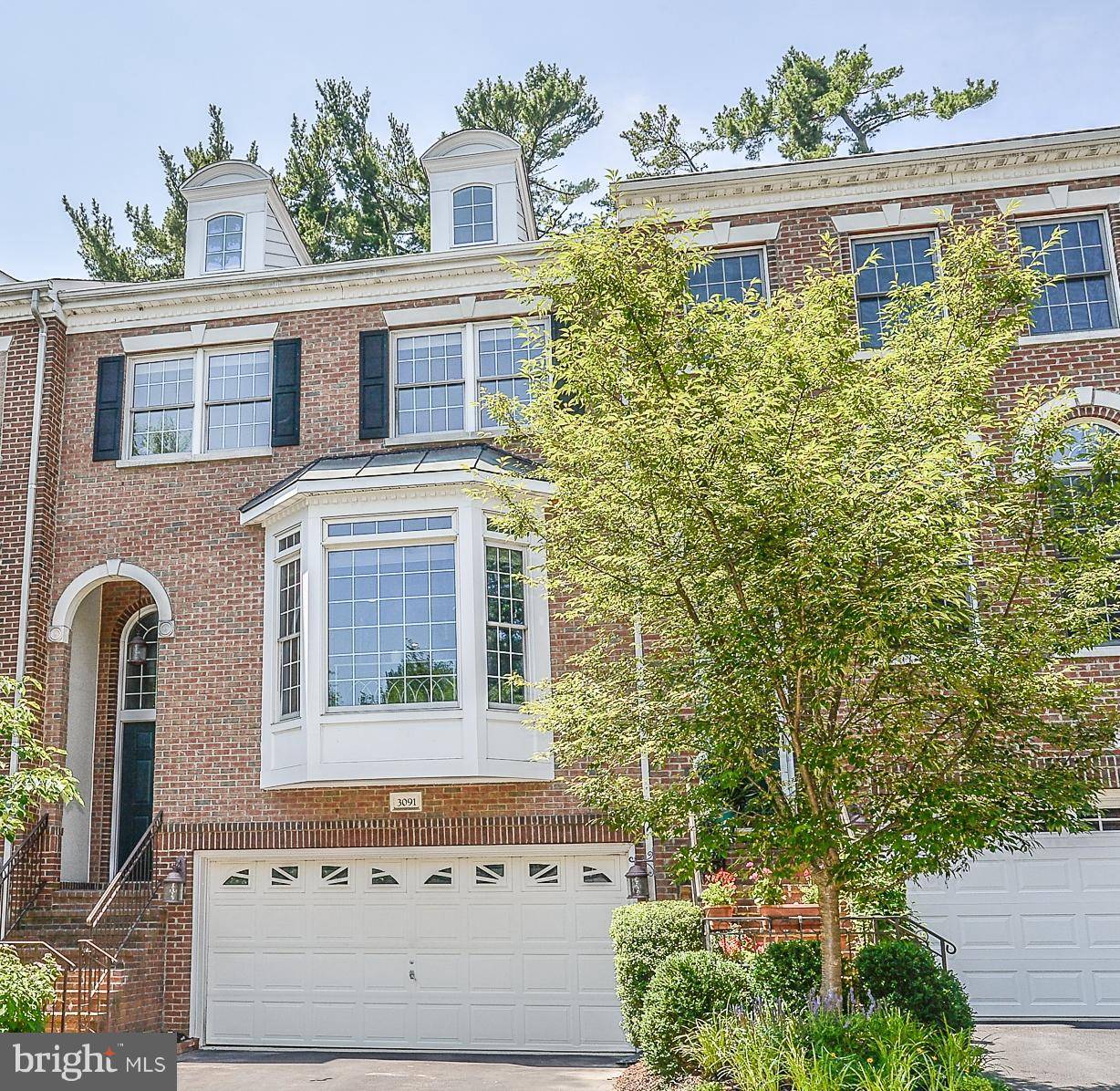 Oakton, VA 22124,3091 MCKINNON WAY