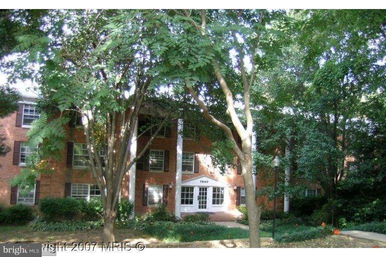 Mclean, VA 22102,7640 PROVINCIAL DR #301