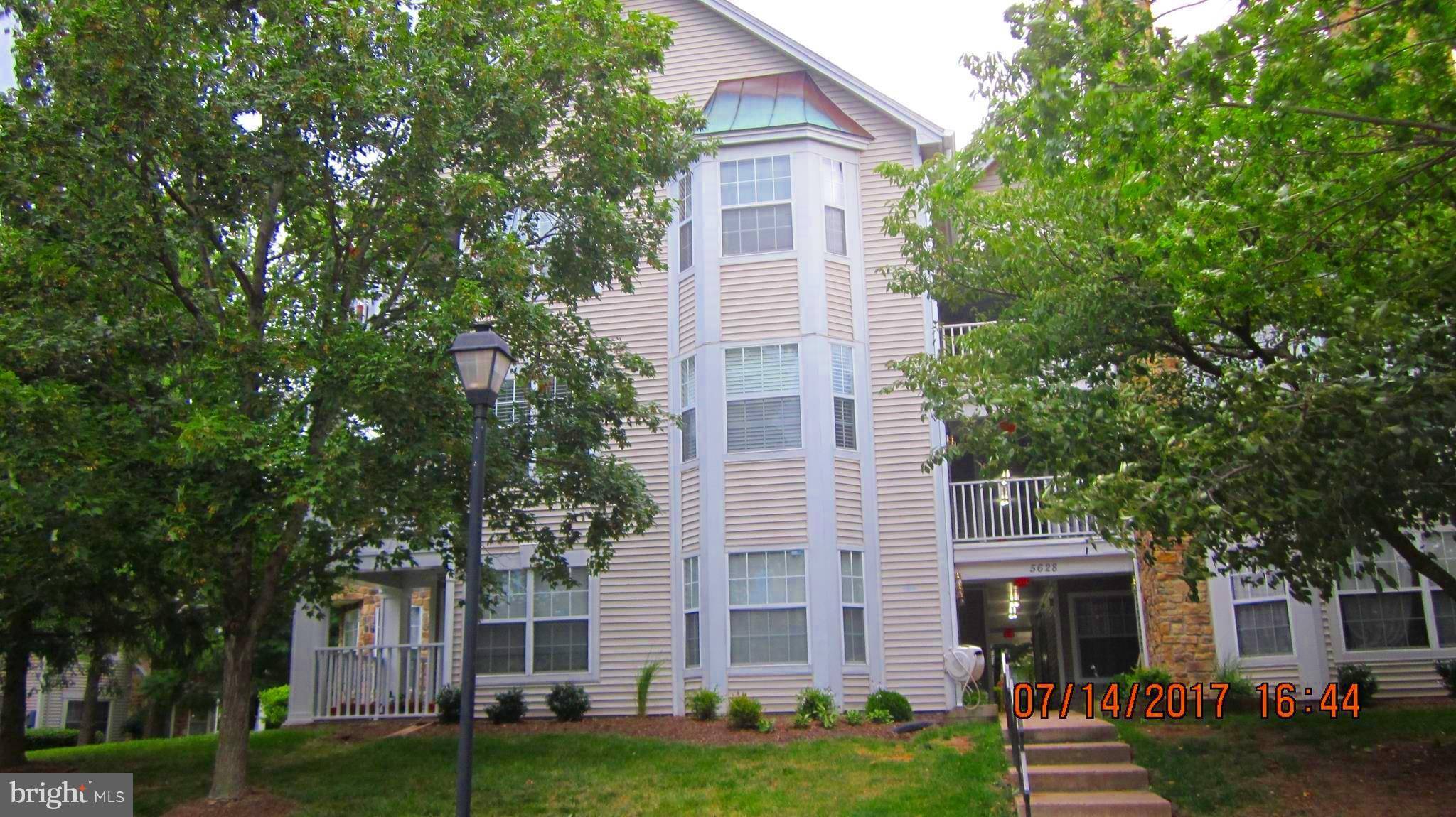 Centreville, VA 20120,5628 WILLOUGHBY NEWTON DR #25