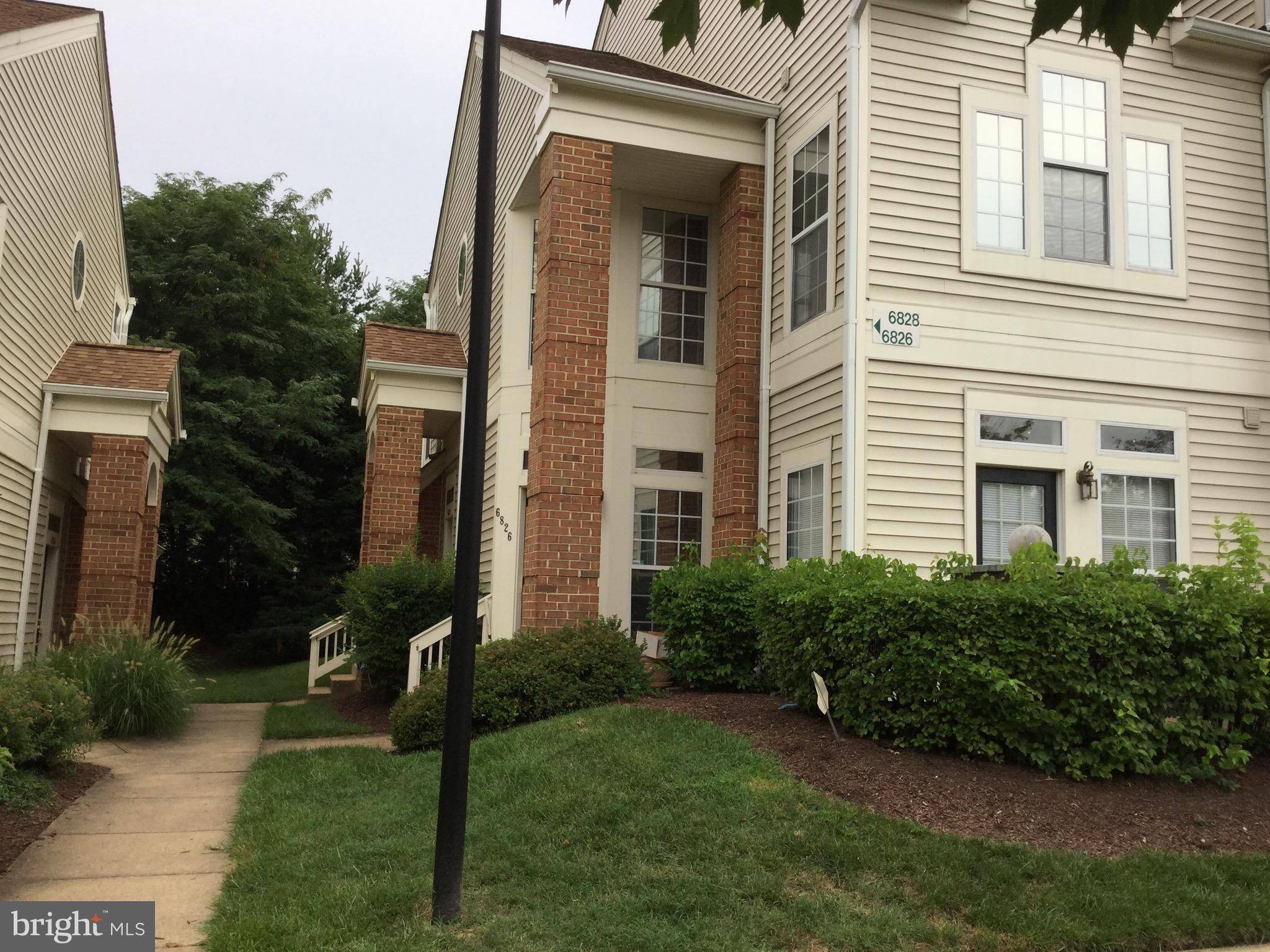 Alexandria, VA 22315,6828 BRINDLE HEATH WAY #250