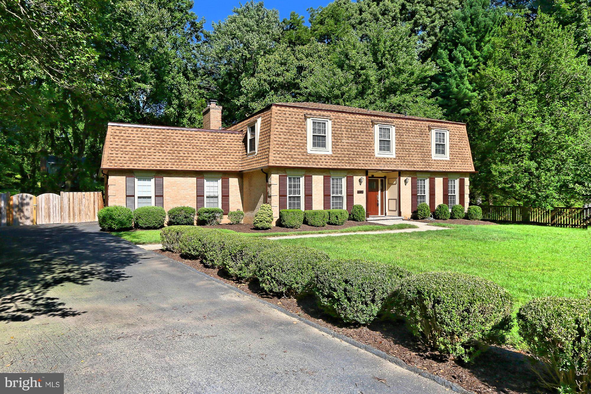 Falls Church, VA 22042,3308 GOLDSBORO PL