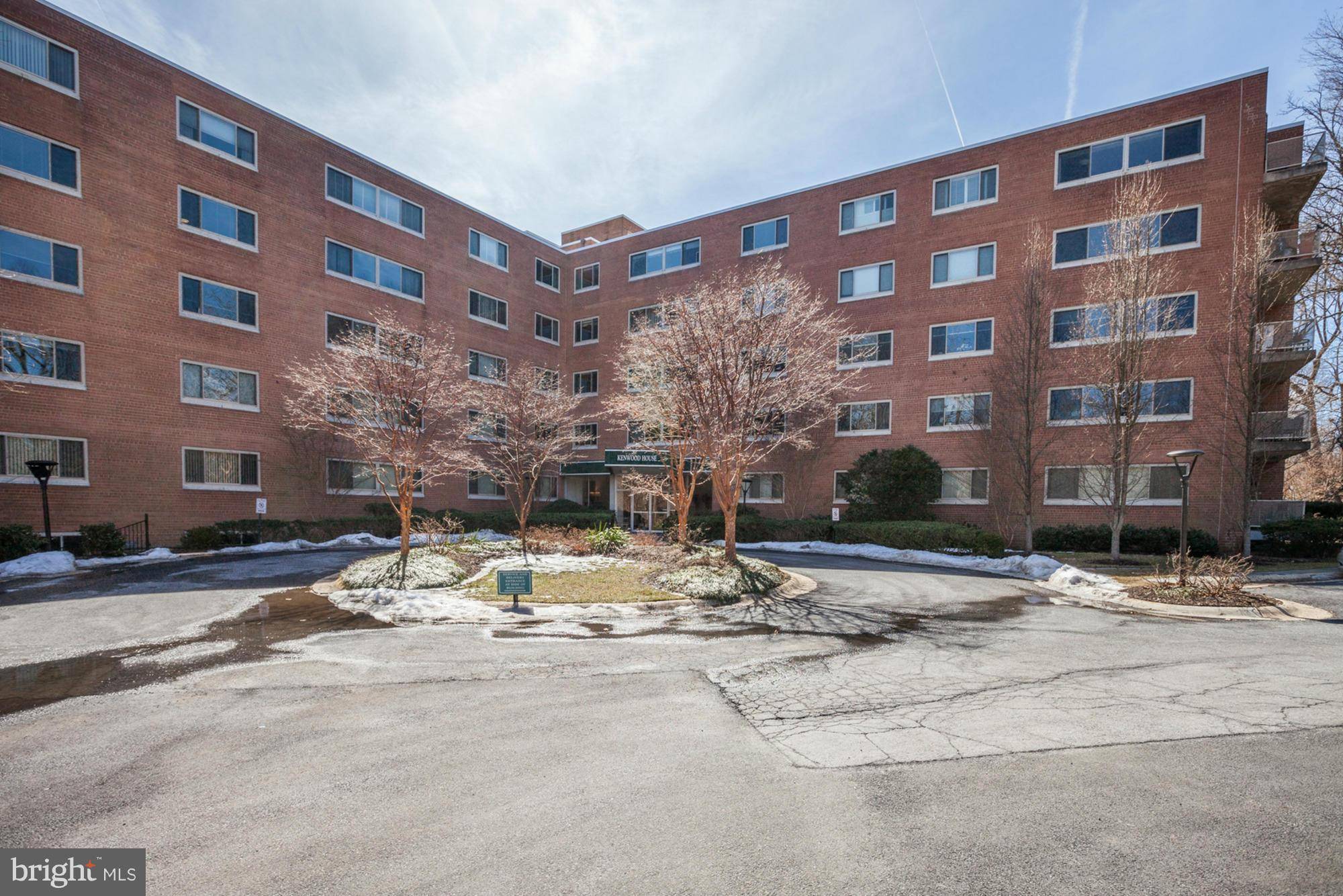 Chevy Chase, MD 20815,5100 DORSET AVE #301