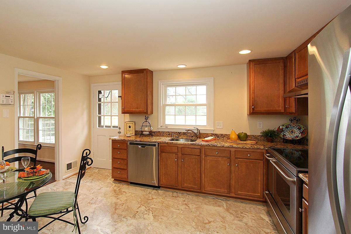 Montgomery Village, MD 20886,9304 GUNPOWDER PL