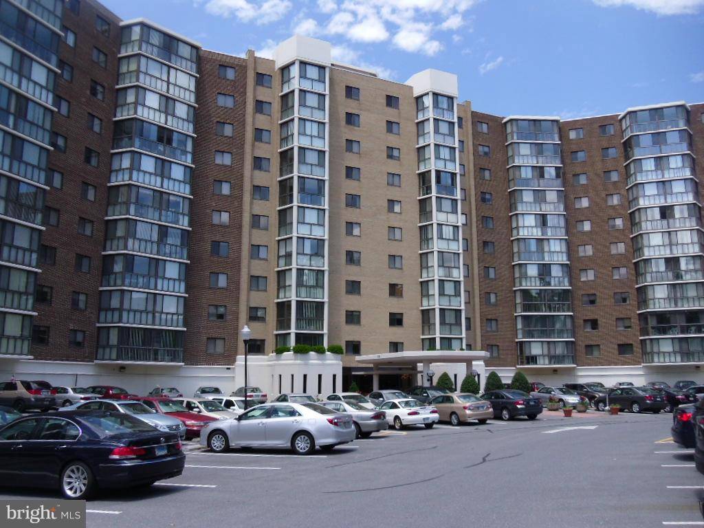 Silver Spring, MD 20906,15115 INTERLACHEN DR #3-916