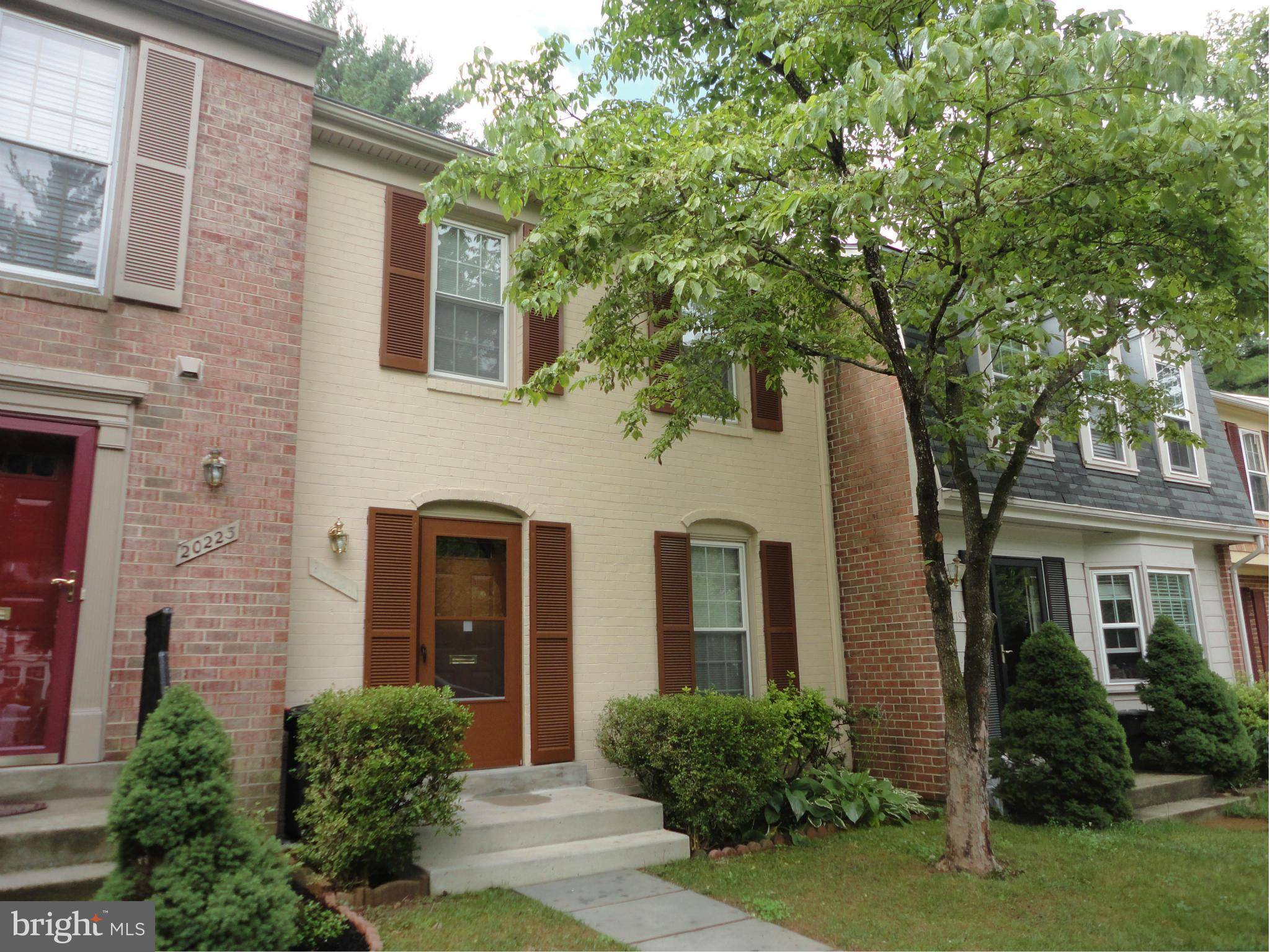 Gaithersburg, MD 20886,20221 MAPLE LEAF CT