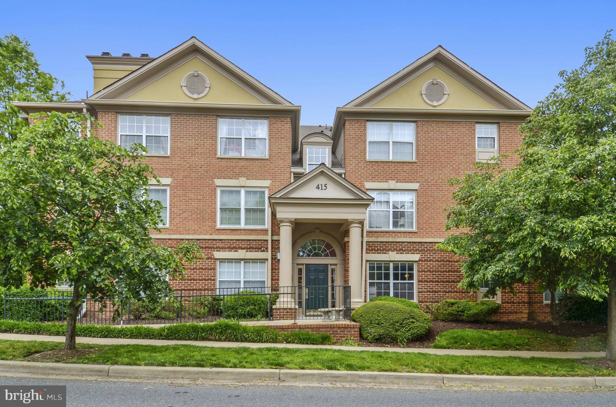 Gaithersburg, MD 20878,415 RIDGEPOINT PL #14