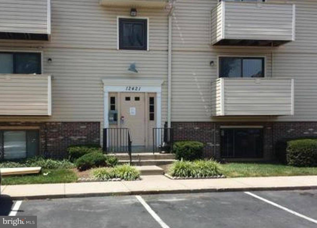 Germantown, MD 20874,12421 HICKORY TREE WAY #112