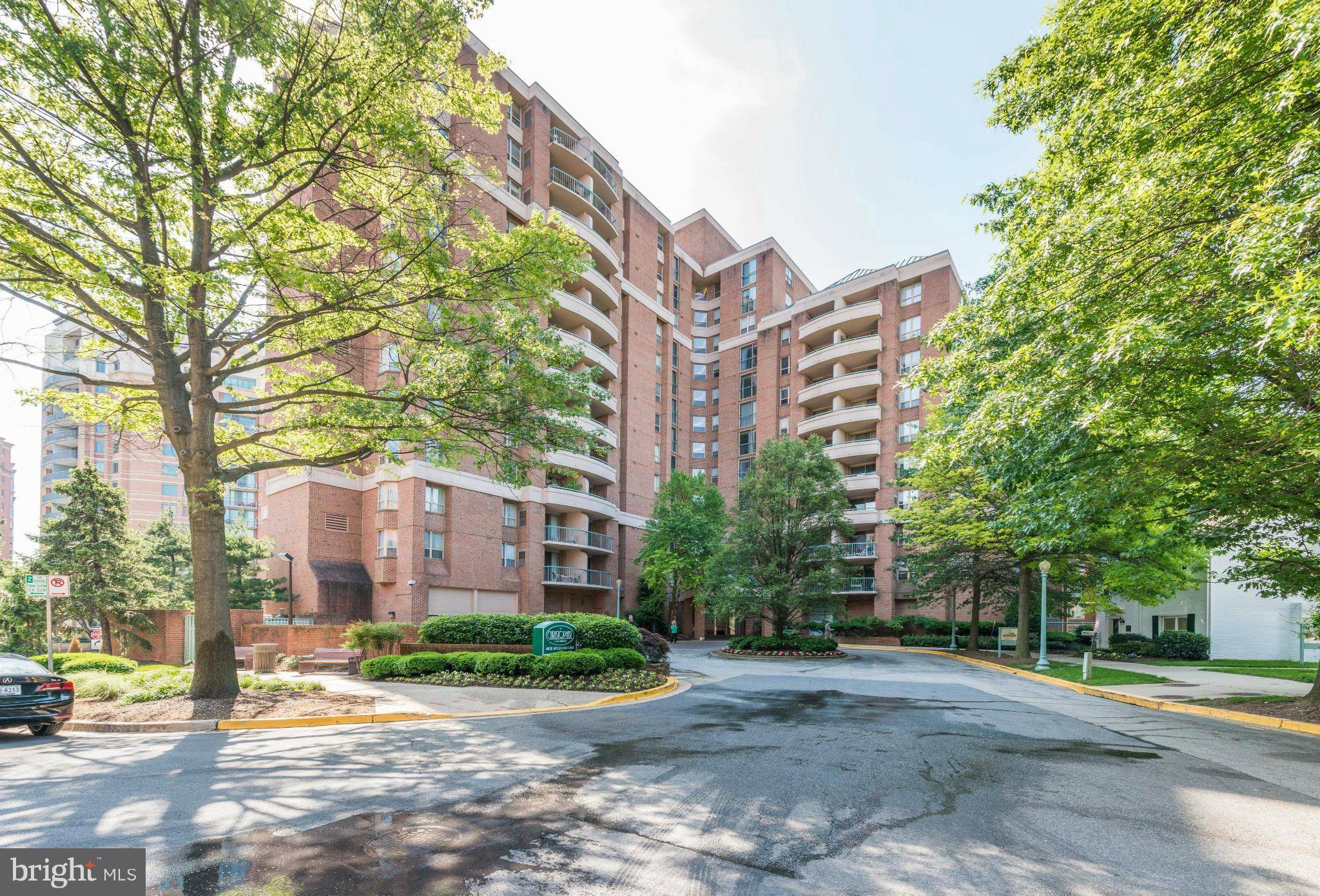 Bethesda, MD 20814,4808 MOORLAND LN #910