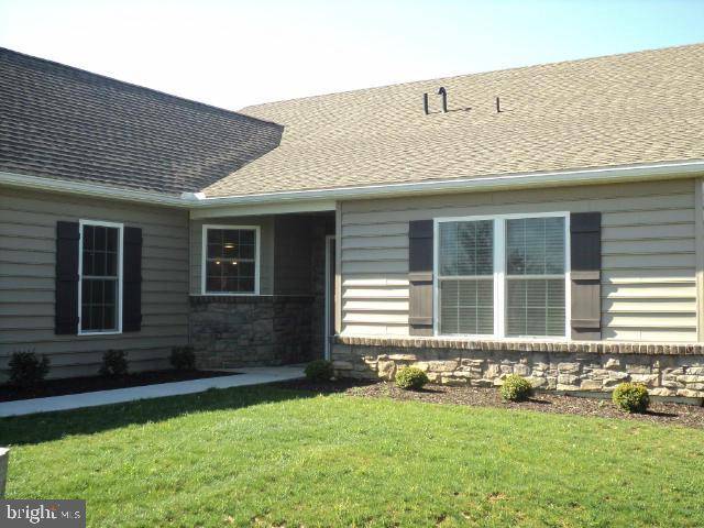 Palmyra, PA 17078,91 SPRINGHAVEN CT #231