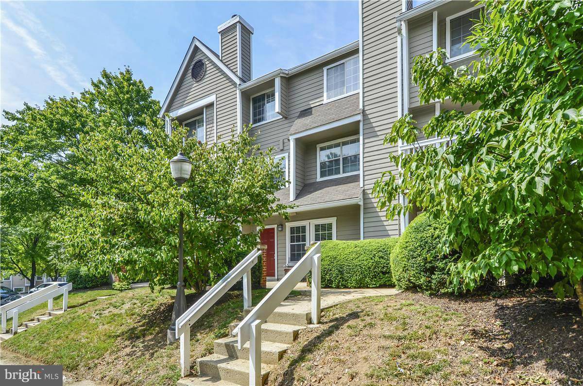 Rockville, MD 20852,5801 INMAN PARK CIR #110