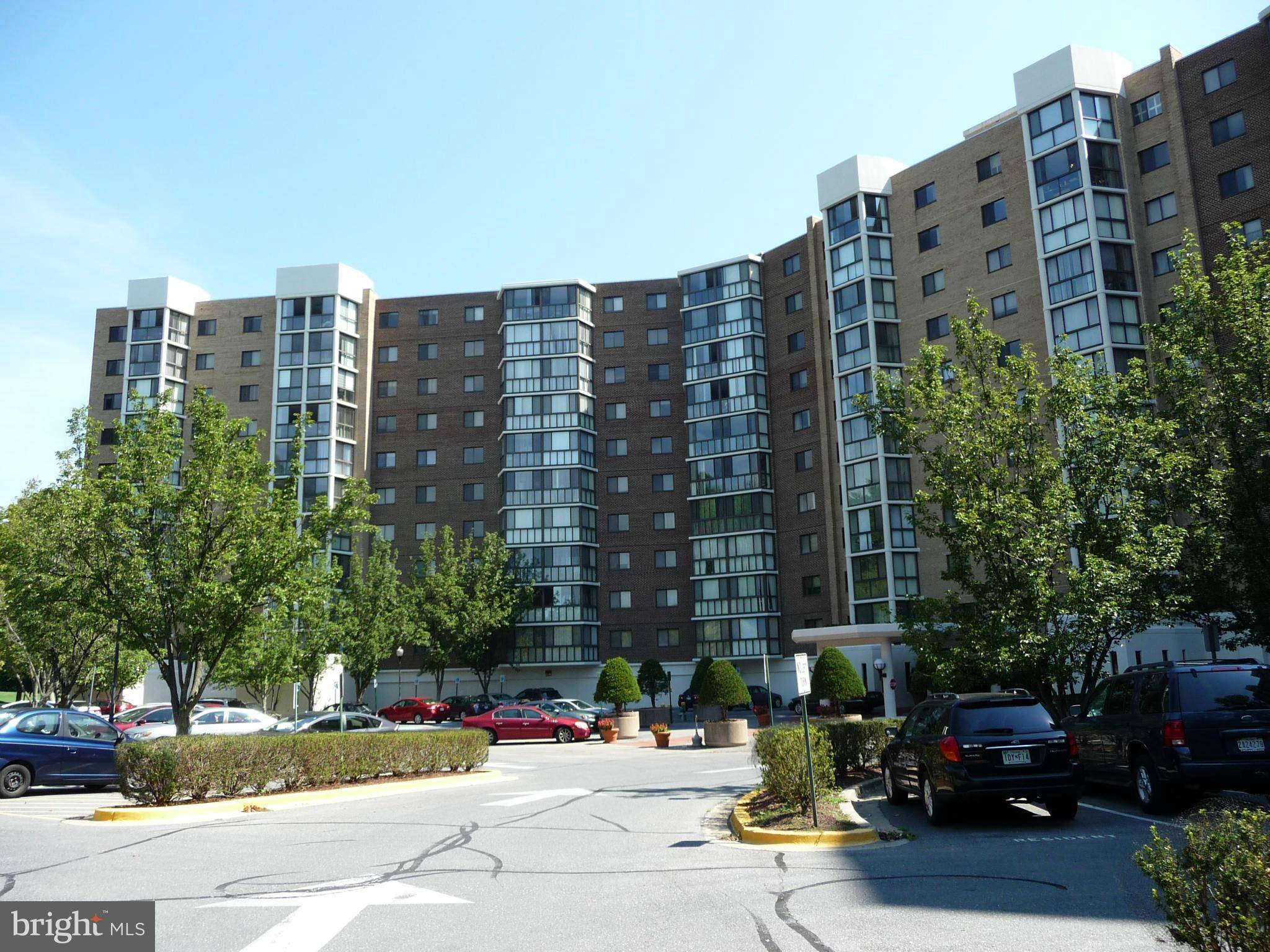 Silver Spring, MD 20906,15100 INTERLACHEN DR #4-401