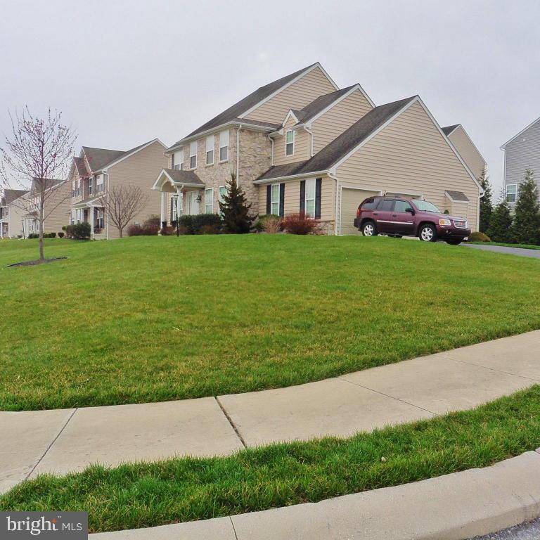 Leola, PA 17540,343 WILLOW DELL LN