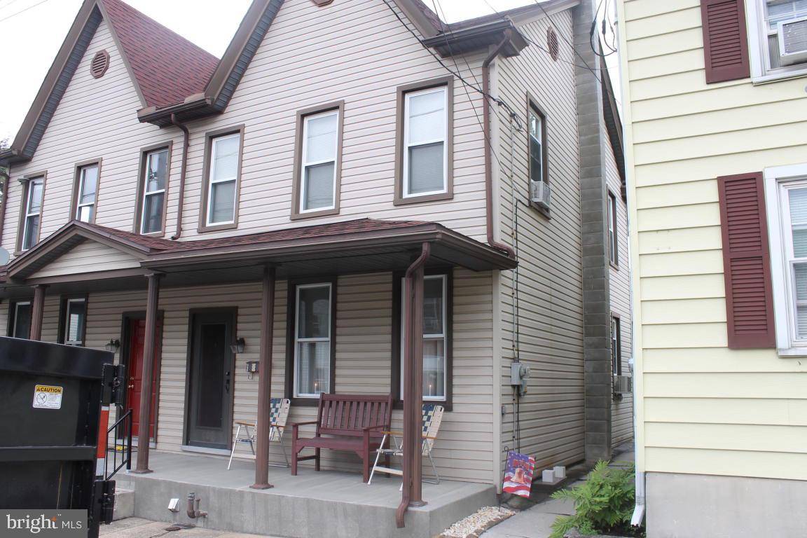 Myerstown, PA 17067,606 S RAILROAD ST