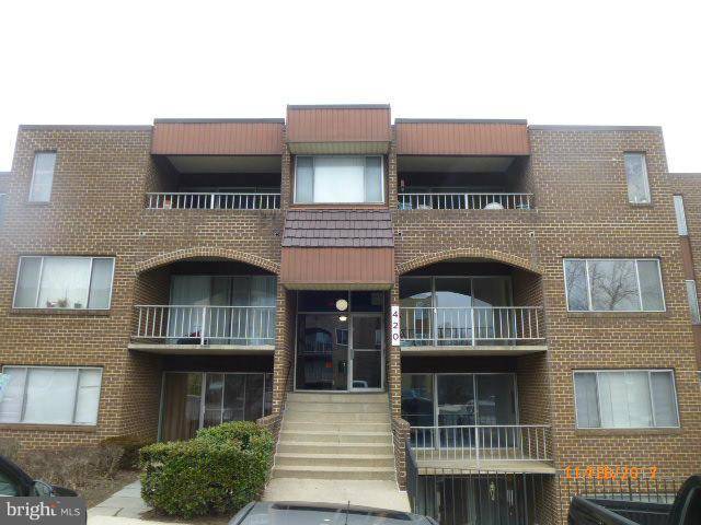 Gaithersburg, MD 20877,420 GIRARD ST #203