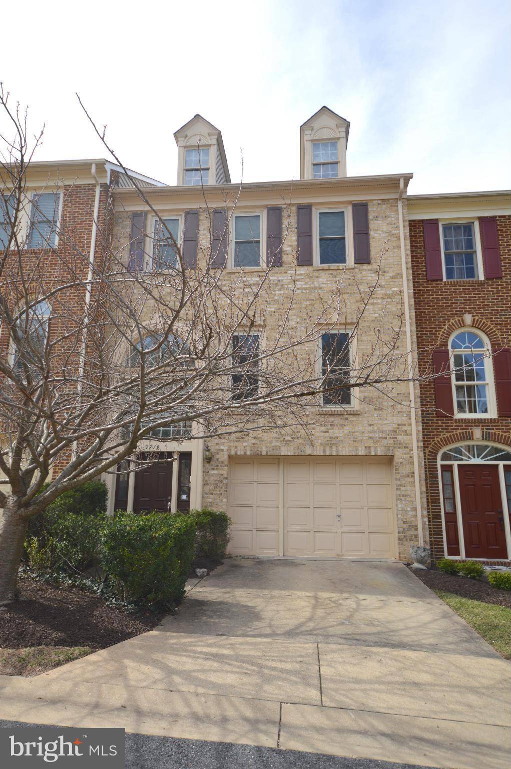 Bethesda, MD 20814,9718 WHITLEY PARK PL #TH-28