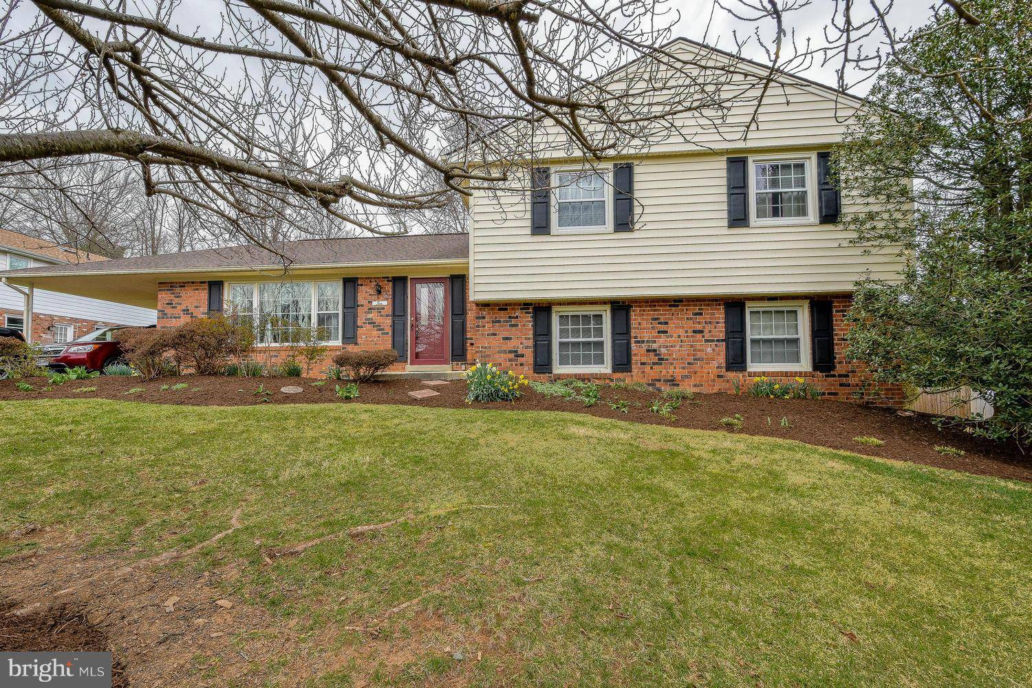 Olney, MD 20832,10 HOLLY VIEW CT