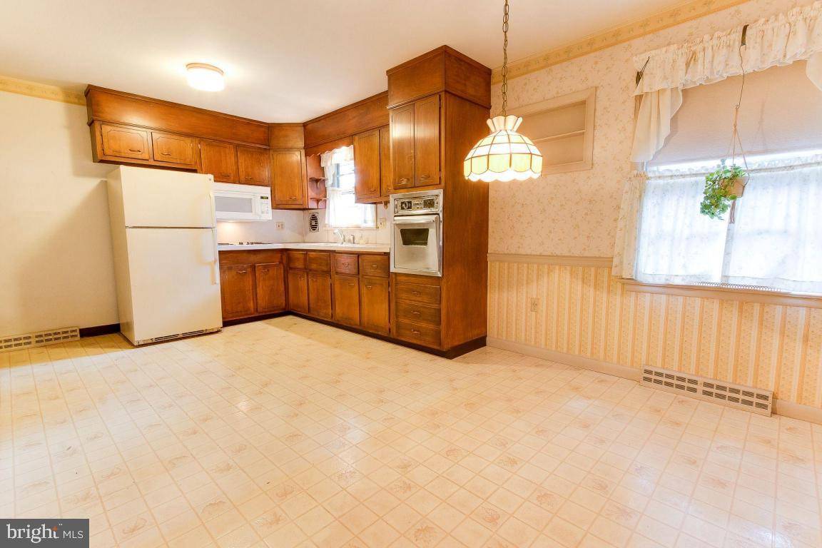 Lancaster, PA 17602,95 LANDIS DR