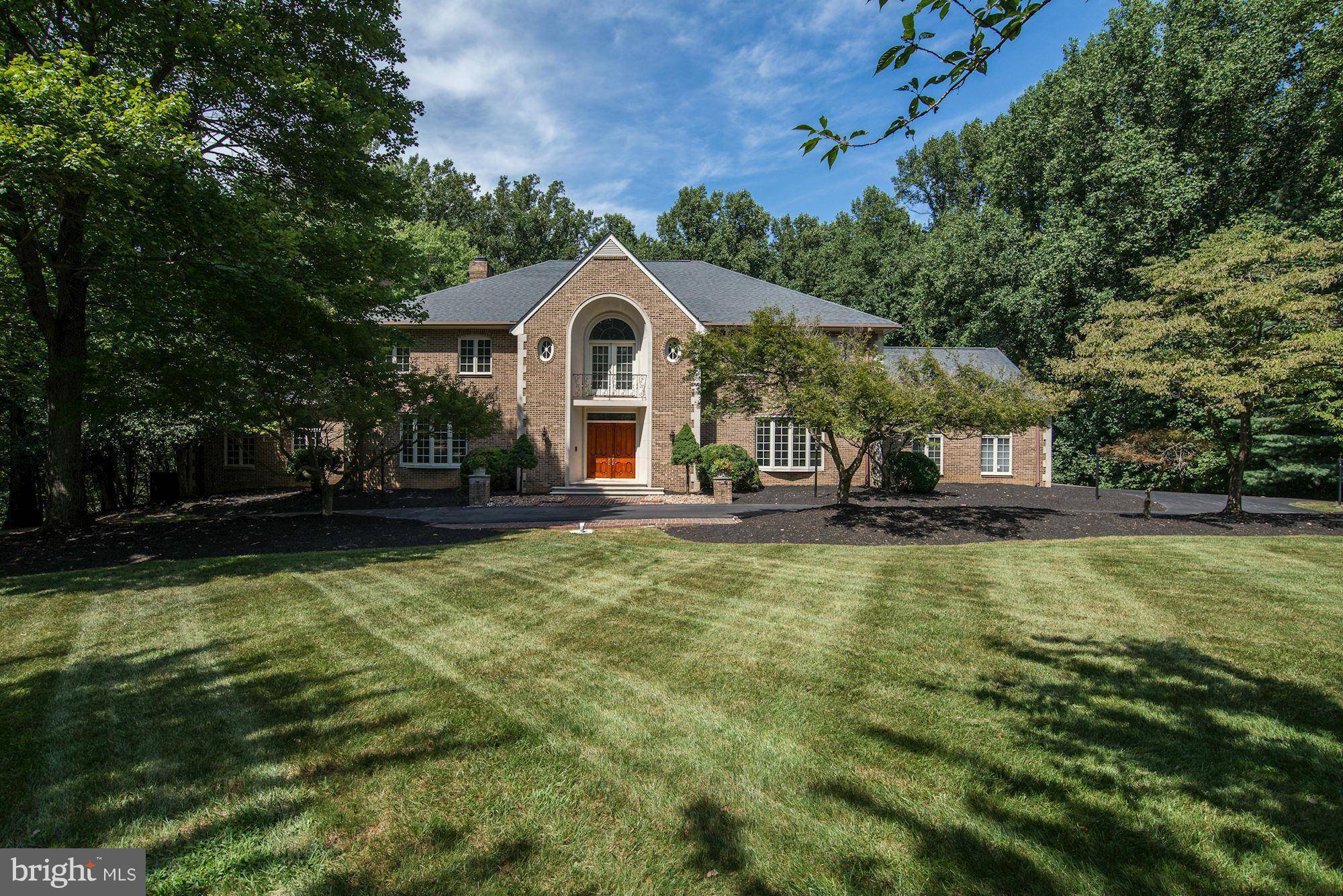 Potomac, MD 20854,10915 MARTINGALE CT