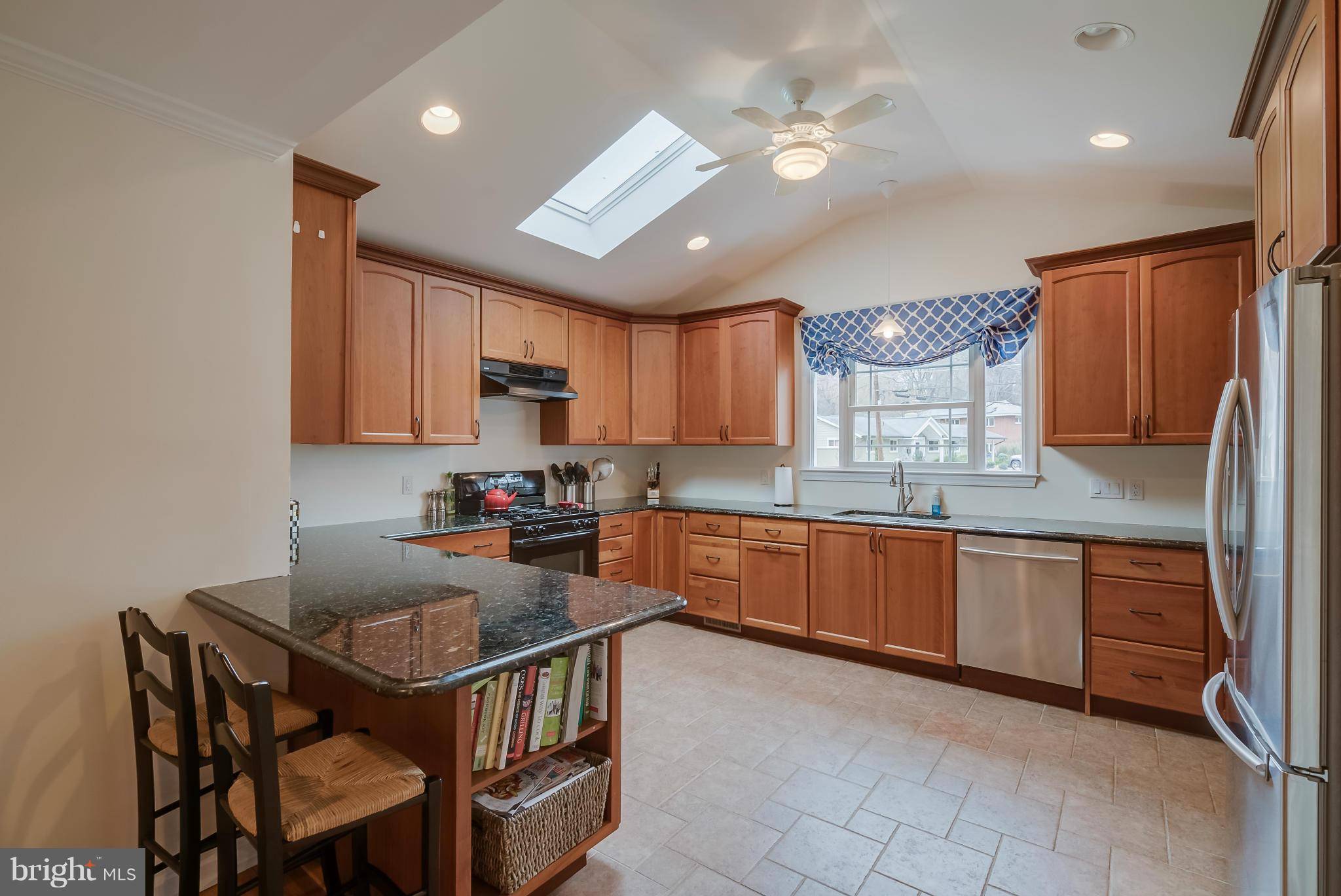 Kensington, MD 20895,5008 ORLEANS CT