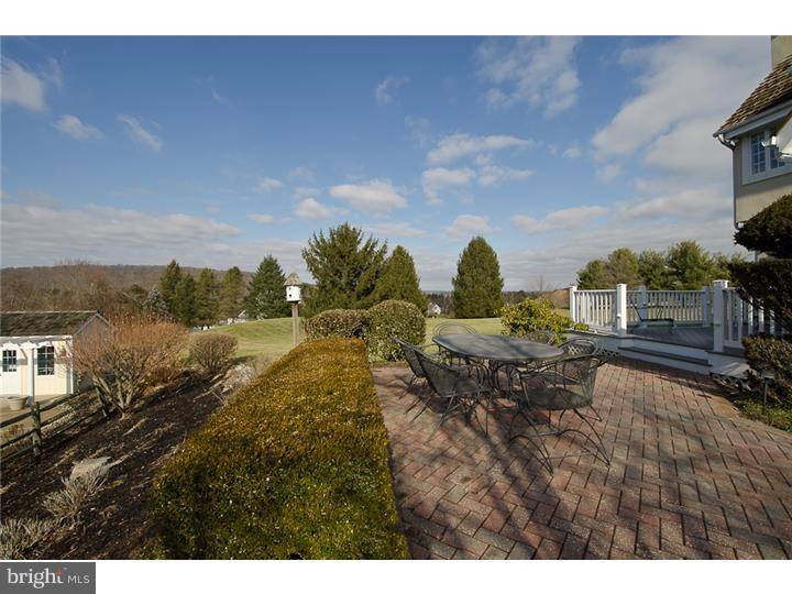 Upper Makefield, PA 18940,17 SPRING OAK DR