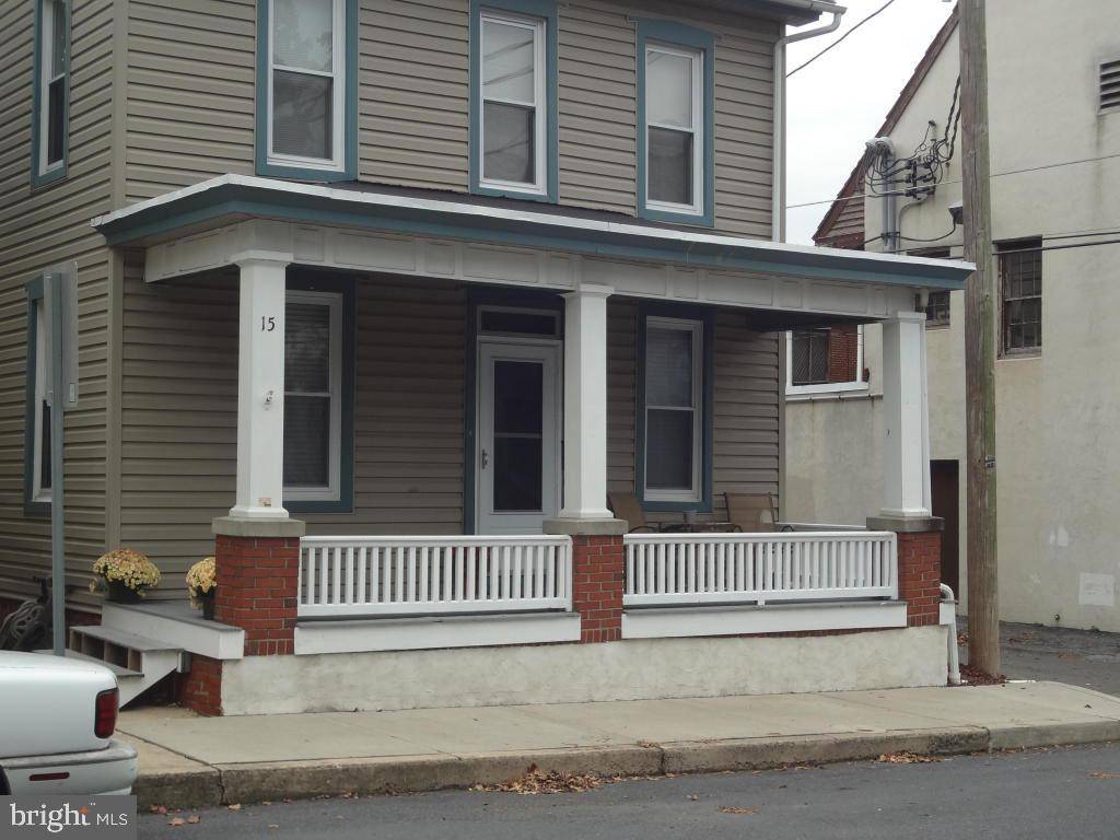 Ephrata, PA 17522,15 E WALNUT ST