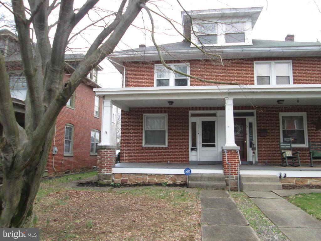 Ephrata, PA 17522,313 S STATE ST