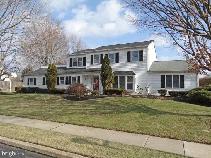 Langhorne, PA 19047,337 MAPLE POINT DR