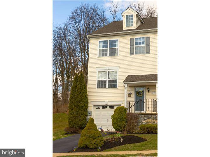 Doylestown, PA 18902,4572 LOUISE SAINT CLAIRE DR