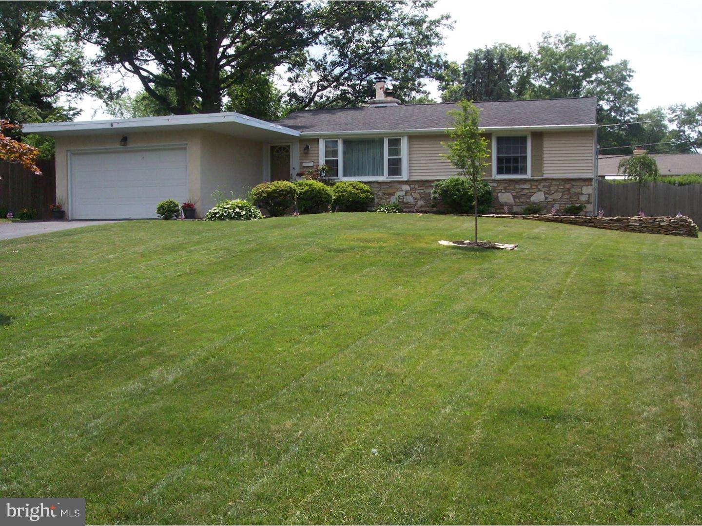 Yardley, PA 19067,8 BROOK LN