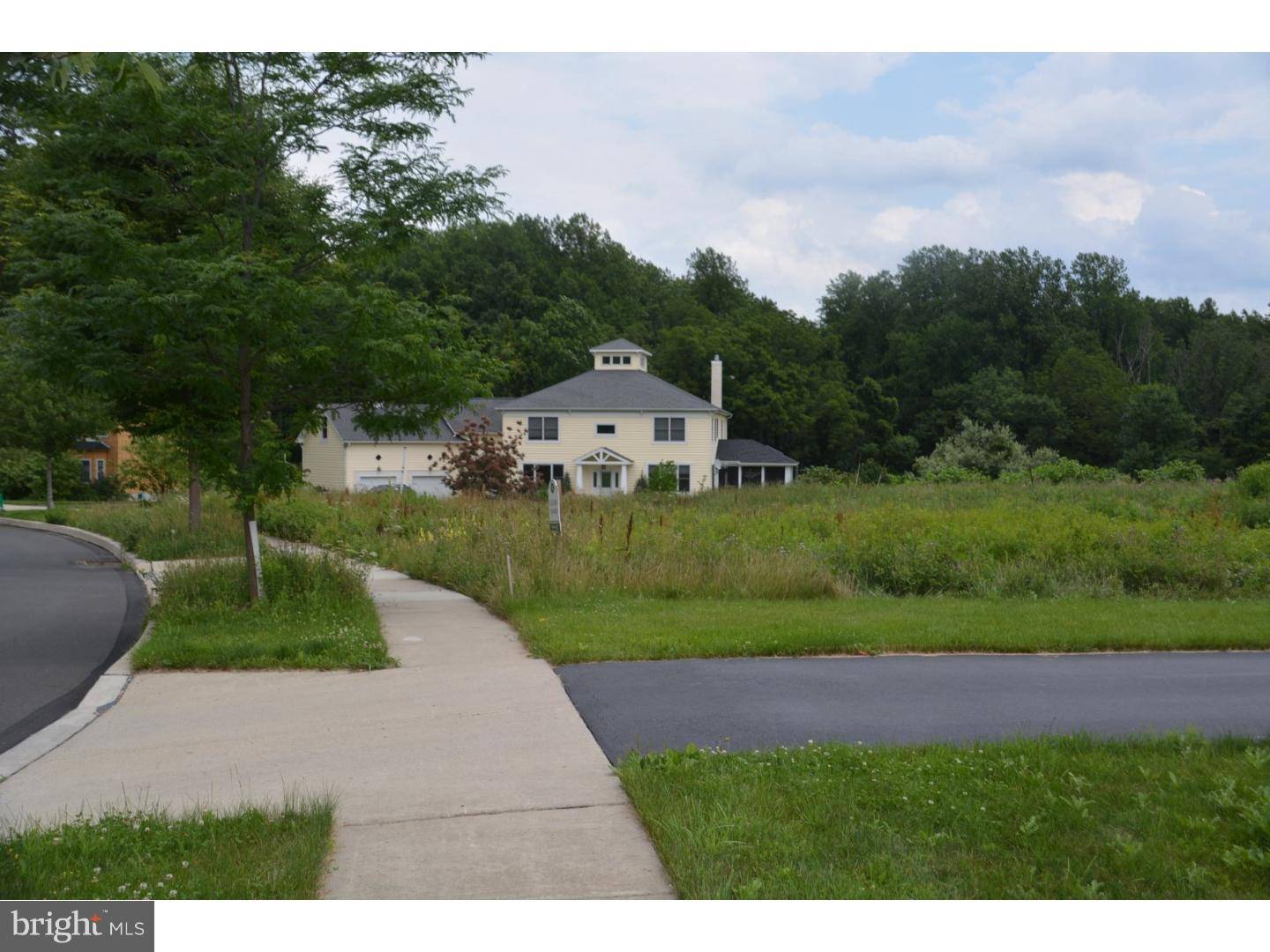 Hellertown, PA 18055,3510 WOODBYNE RD