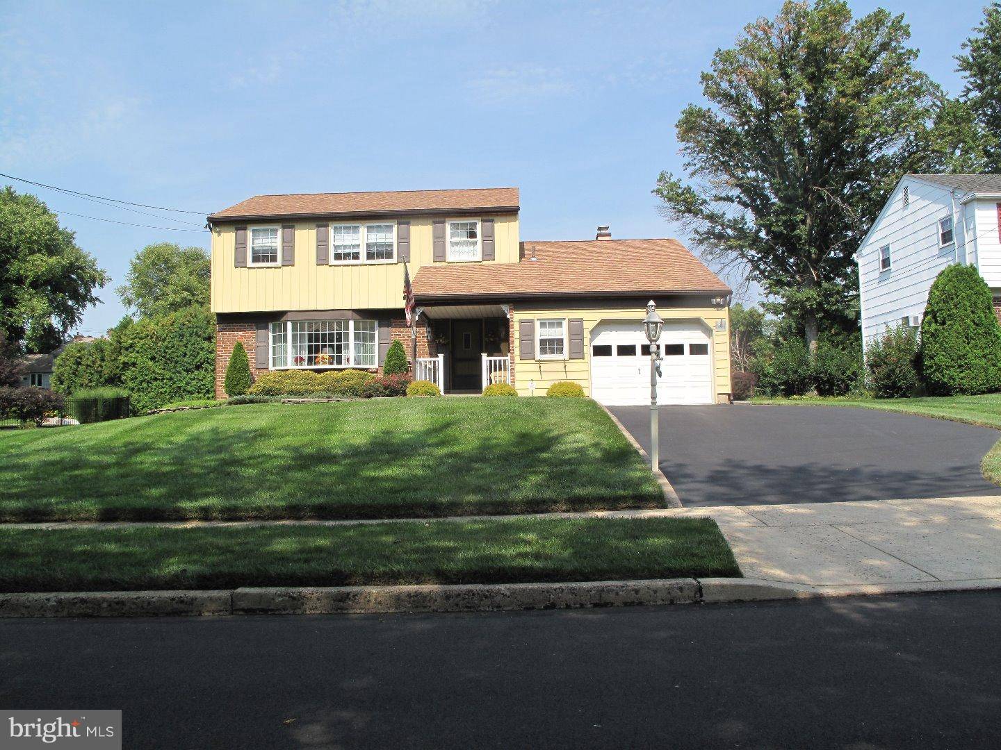 Warminster, PA 18974,530 PARMENTIER RD