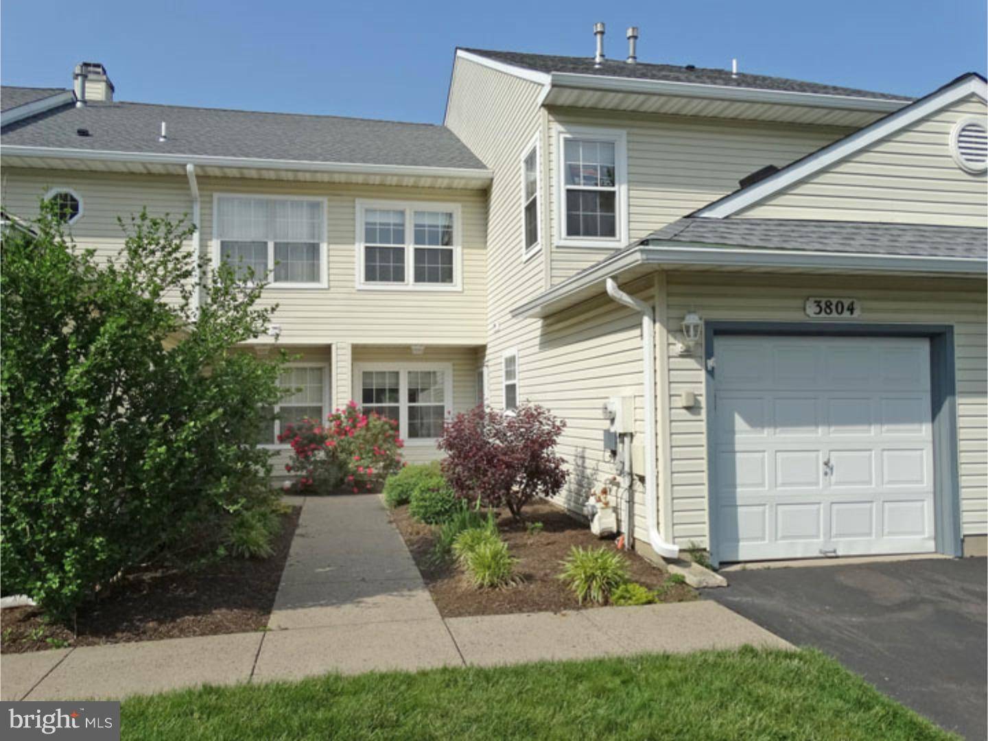 Yardley, PA 19067,3804 STERLING RD #141