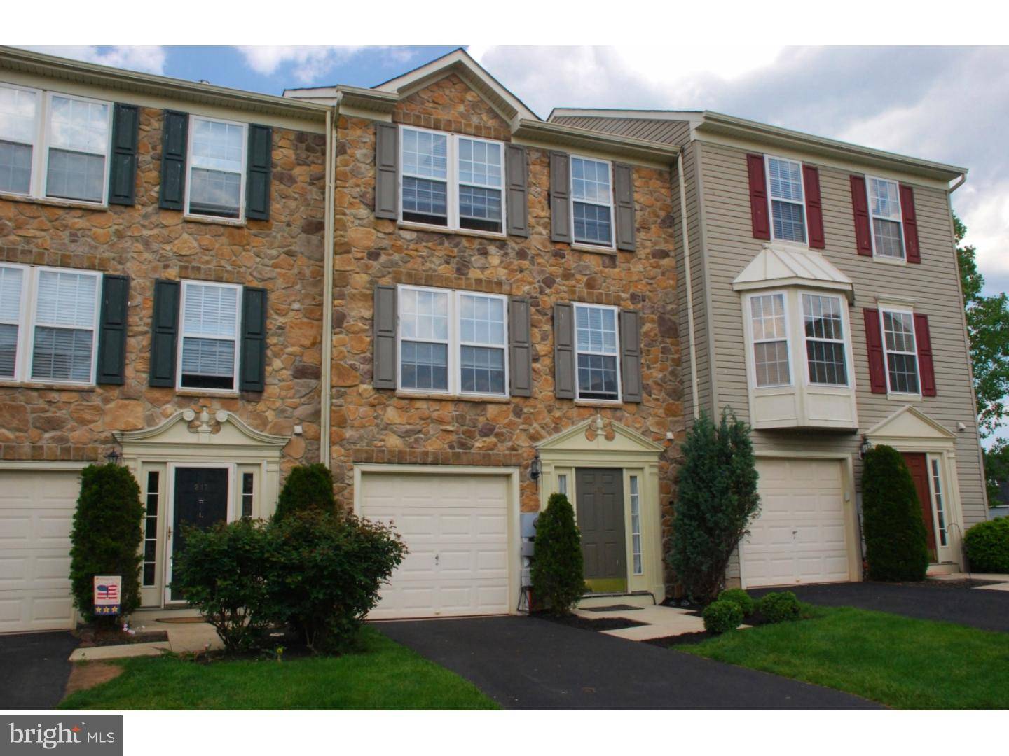 Quakertown, PA 18951,219 WINDSOR CT