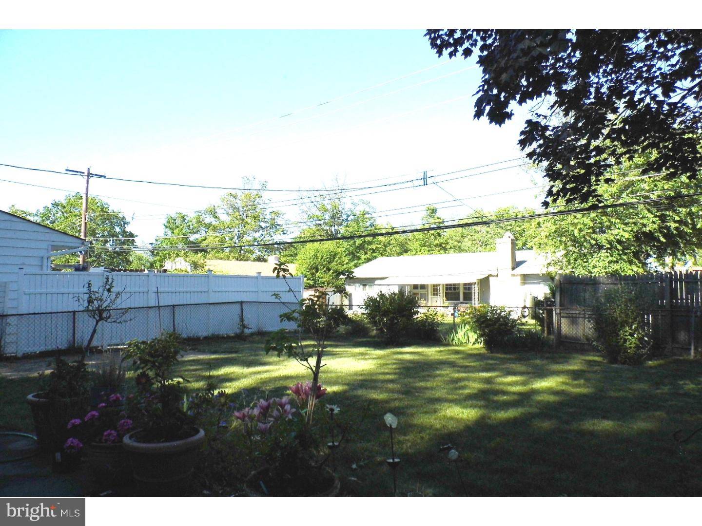 Levittown, PA 19055,26 OVAL TURN LN