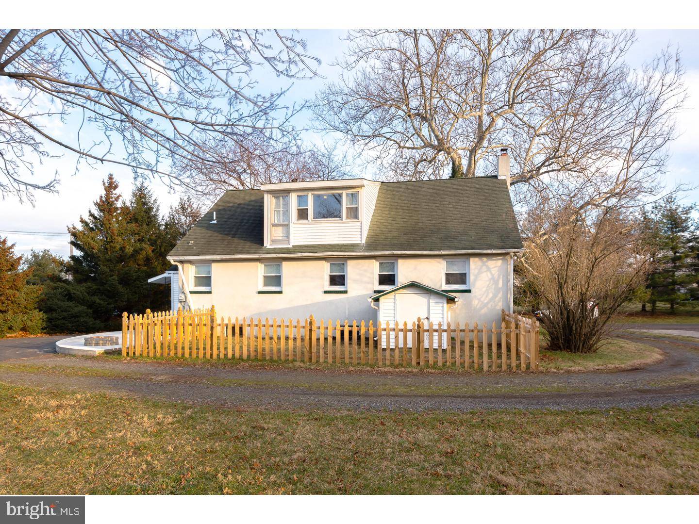 Ivyland, PA 18974,1192 HATBORO RD