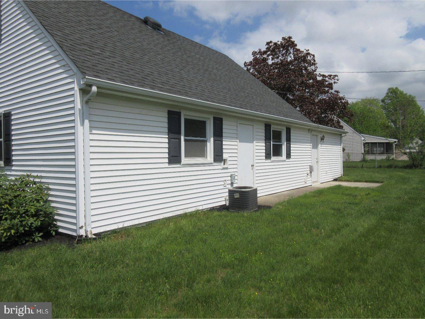 Morrisville, PA 19067,623 BENTON LN