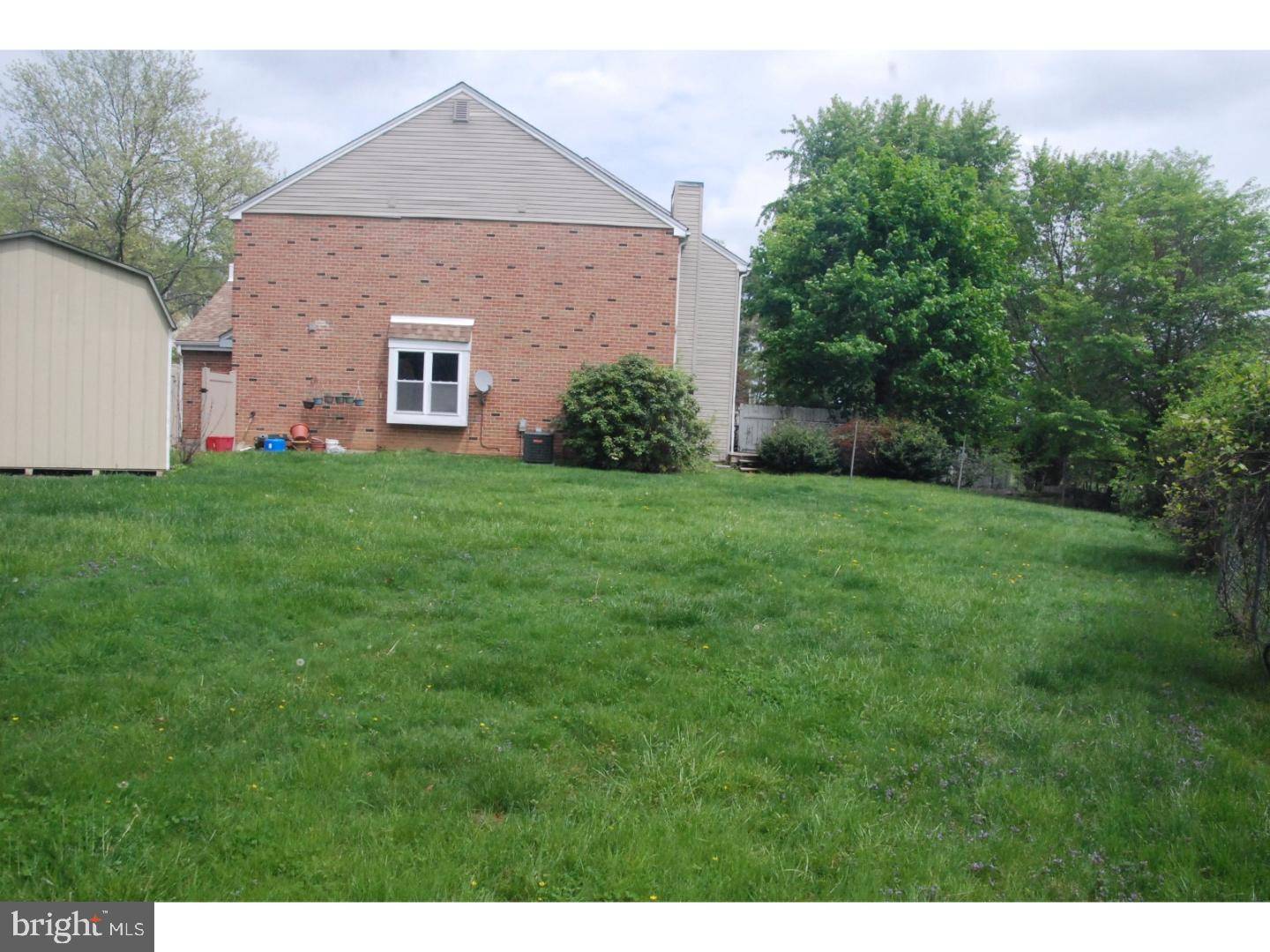 Langhorne, PA 19047,10 OXFORD CT