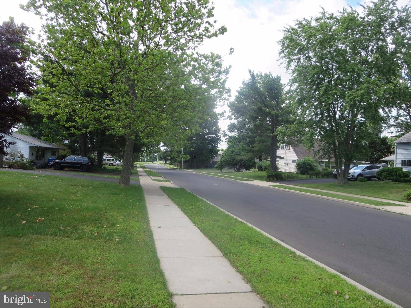 Levittown, PA 19057,260 GOLDENRIDGE DR