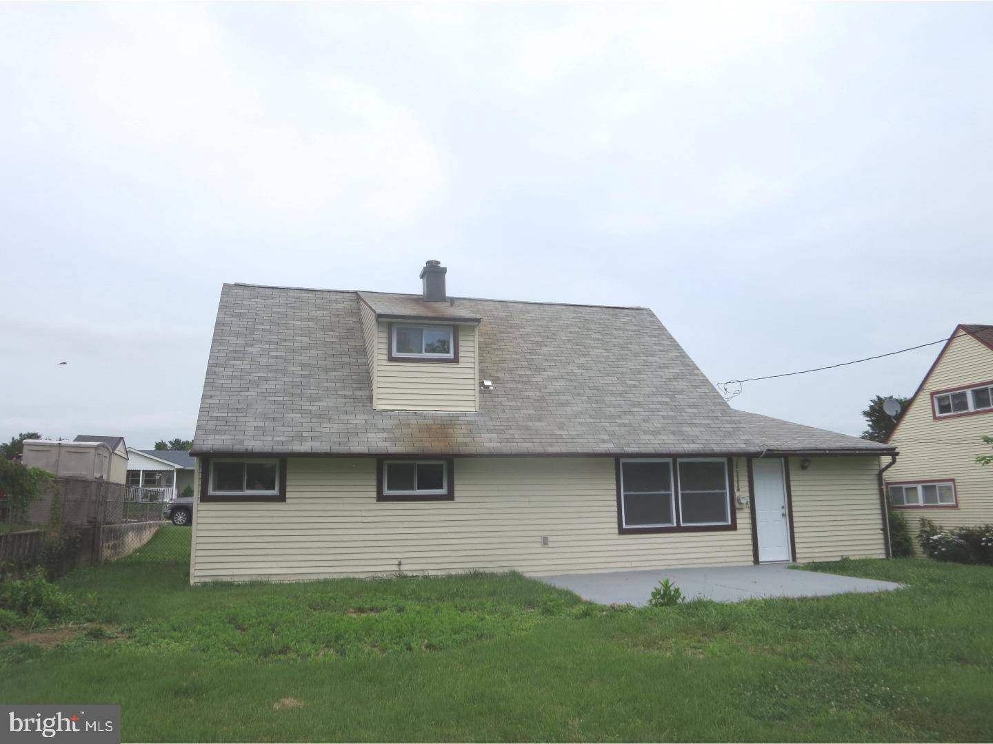 Levittown, PA 19054,85 BUTTONWOOD LN