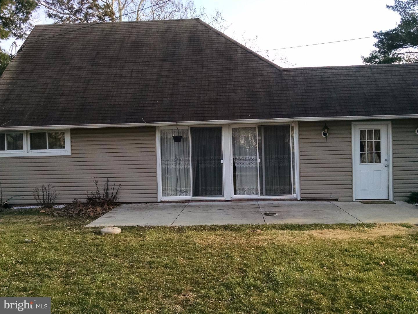 Levittown, PA 19055,99 RED CEDAR DR