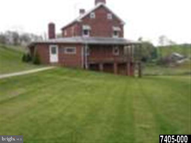 Glen Rock, PA 17327,7558 HOKES RD