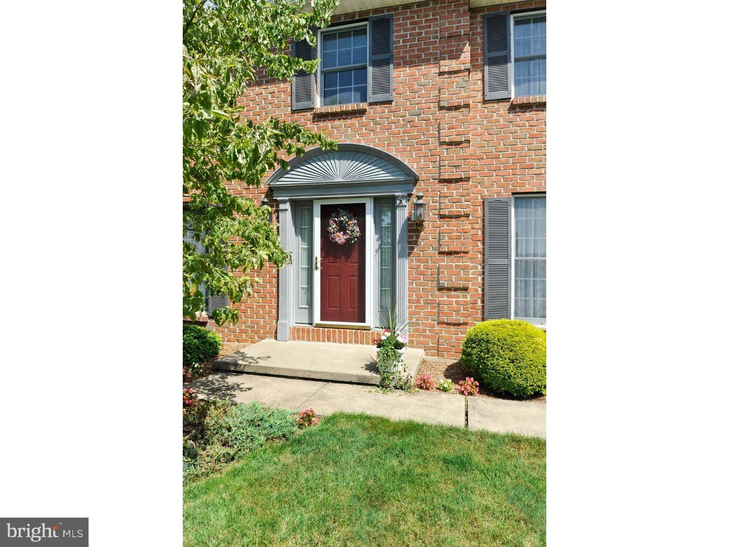 Nazareth, PA 18064,393 HILLVIEW DR