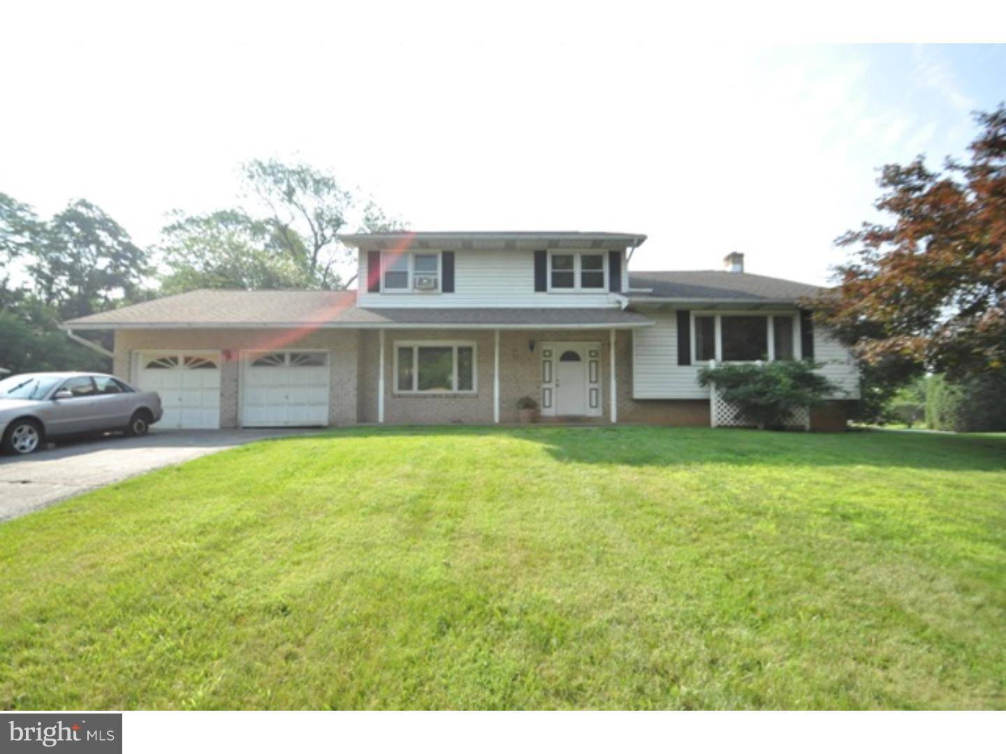 Bethlehem, PA 18017,406 JOHNSTON DR