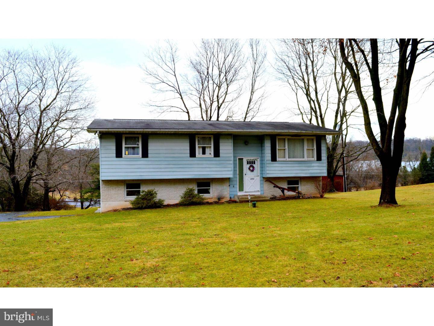 Hellertown, PA 18055,1773 RAILROAD LN